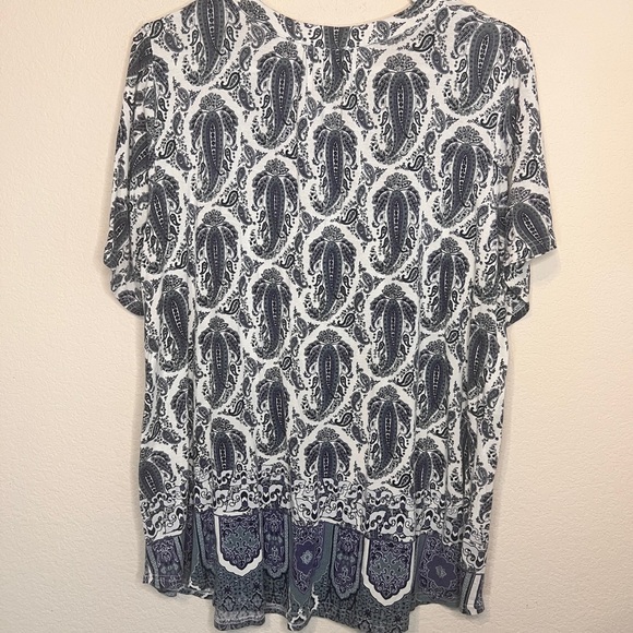 Plus Size Blue Paisley Tunic Top 1X Flowy Peasant Boho Blouse - Picture 5 of 7